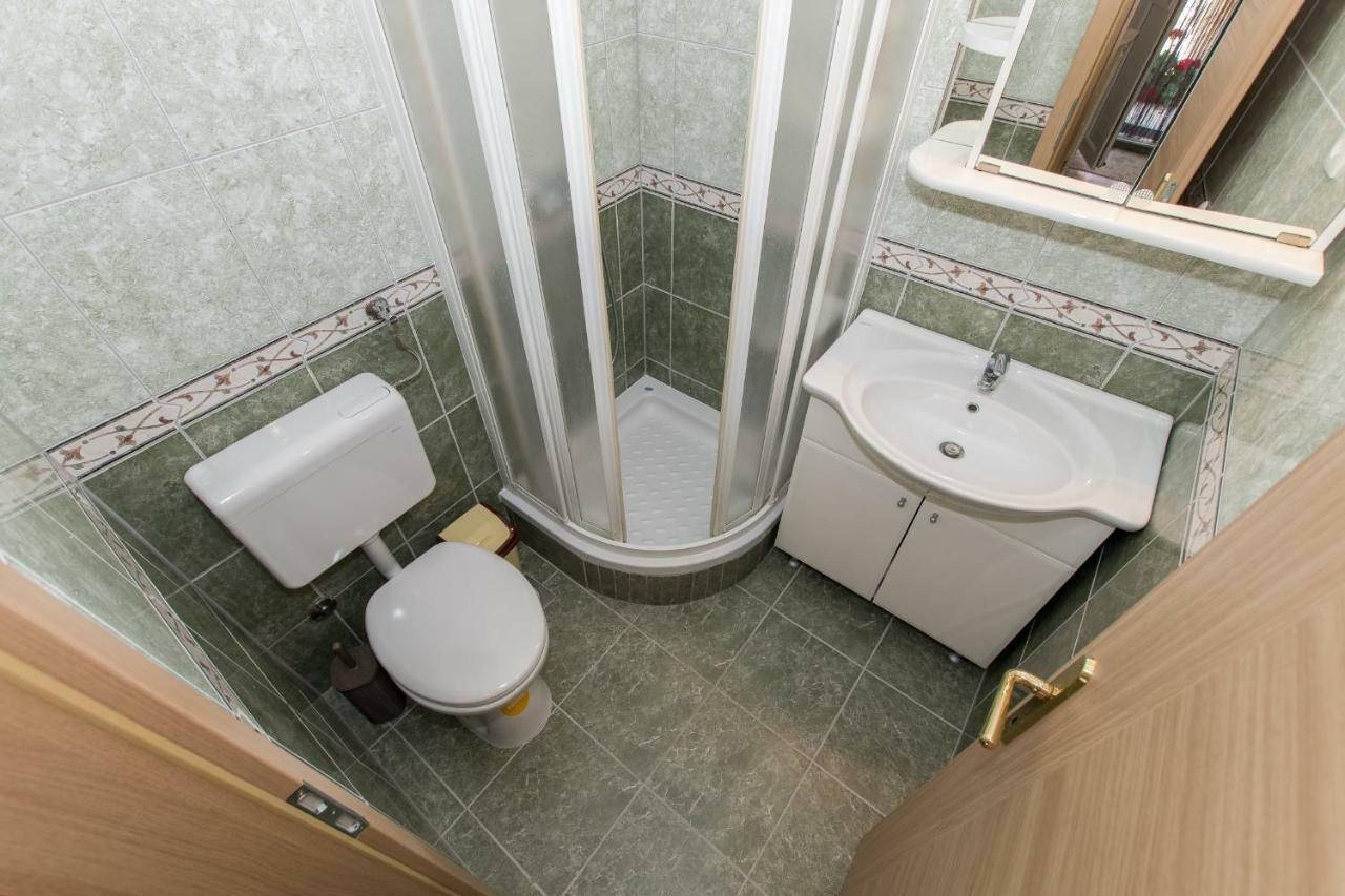 Holiday Home Godinj Donje Rascane Exteriér fotografie