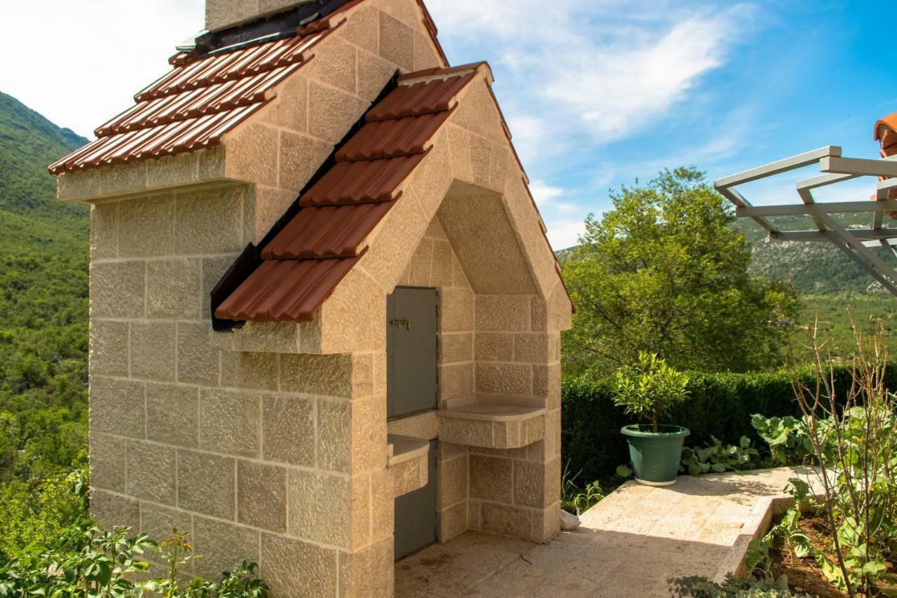 Holiday Home Godinj Donje Rascane Exteriér fotografie