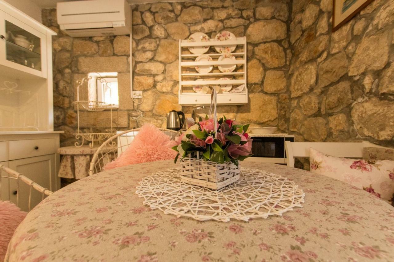 Holiday Home Godinj Donje Rascane Exteriér fotografie