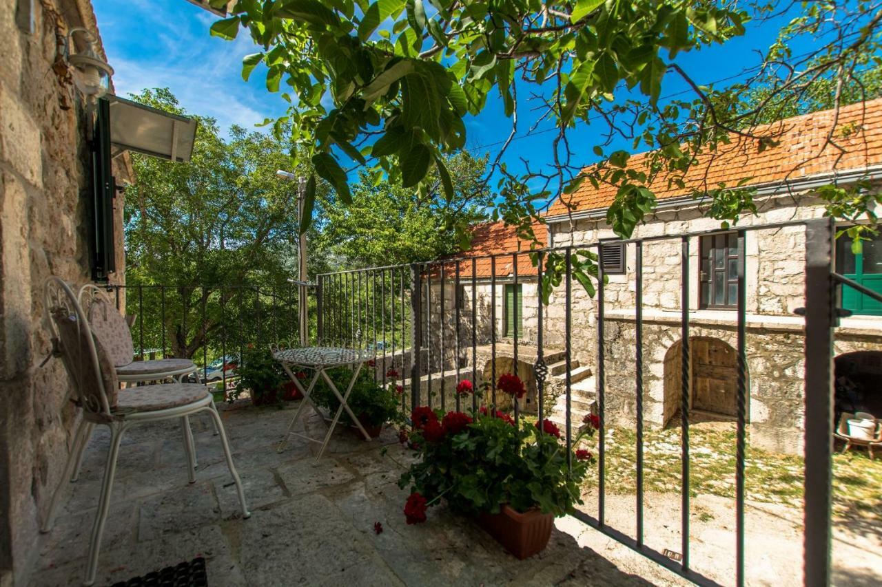 Holiday Home Godinj Donje Rascane Exteriér fotografie