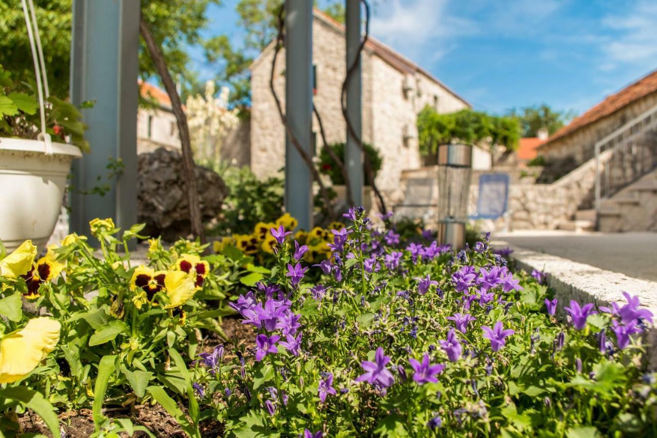 Holiday Home Godinj Donje Rascane Exteriér fotografie